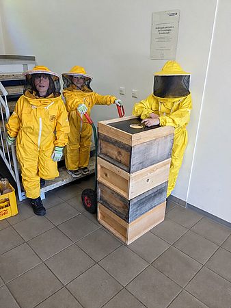 Umweltlotterie: Blaulichtbienen THW-Jugend-Schwalmstadt