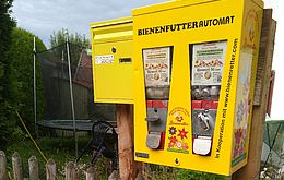 Umweltlotterie: Bienenrettung aus (ehemaligen) Kaugummi-Automaten