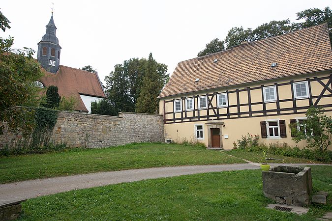 Umweltlotterie: Naturgarten im alten Pfarrgehöft